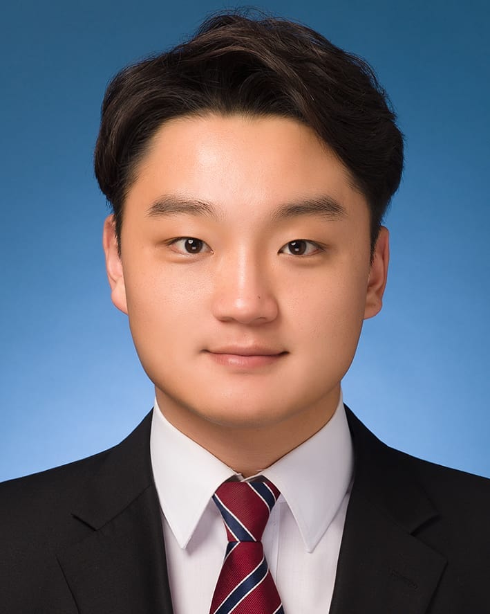 김유섭 증명사진.jpg